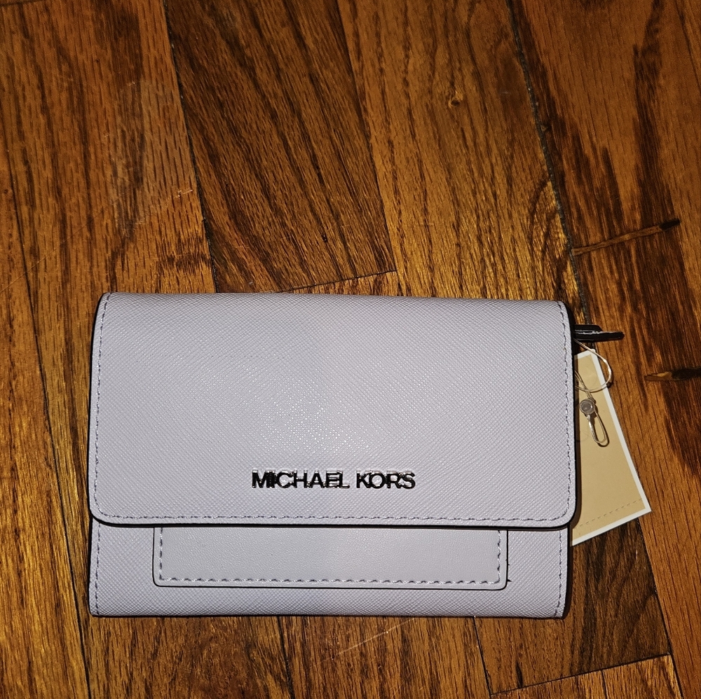 Michael Kors Elegant Lavender Wallet
